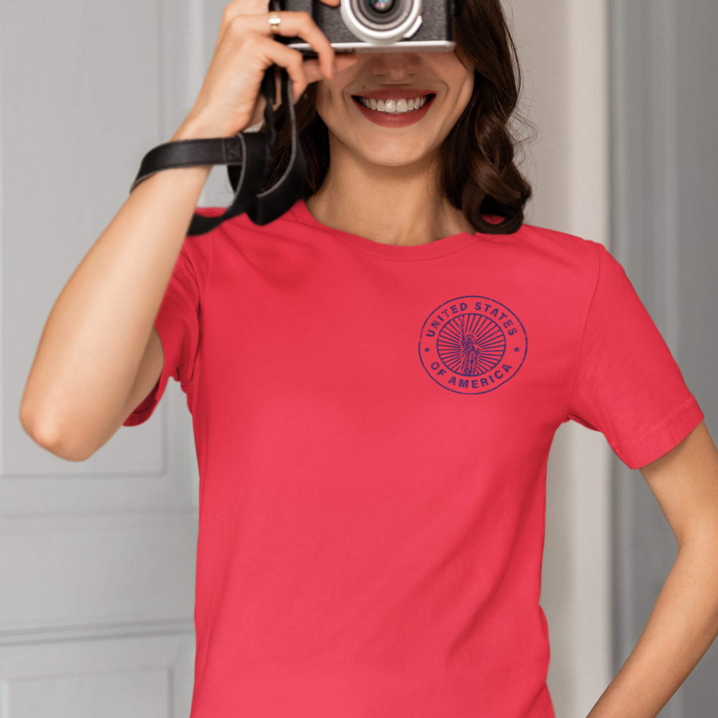 USA Medallion Tee - Red